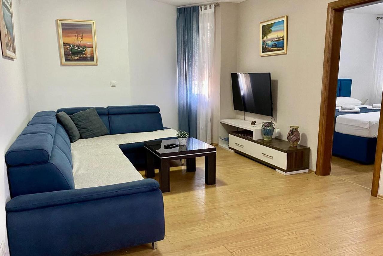 Apartments Domane Nenad 네움 외부 사진