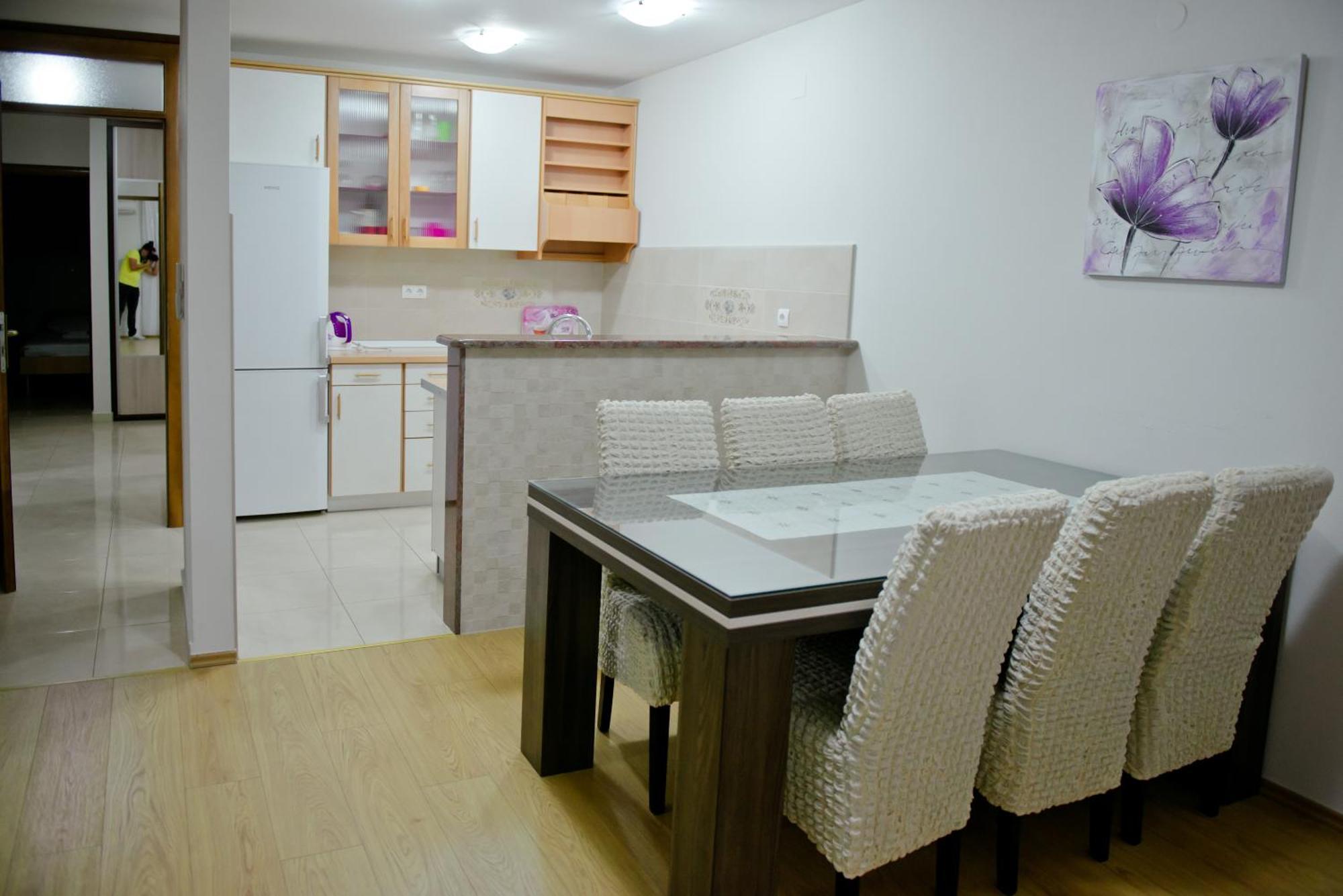Apartments Domane Nenad 네움 외부 사진
